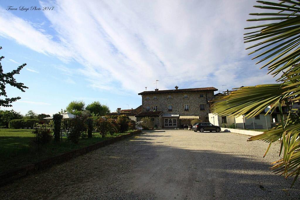 Albergo Julienne Arba Exterior photo